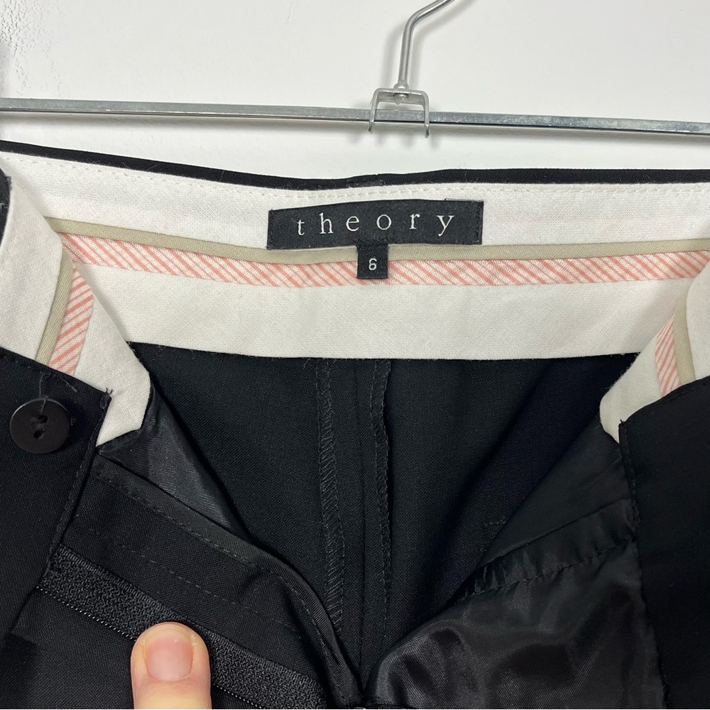 Theory Women’s Classic Black Cuffed Cropped Trouser Pants‎ Size 6 Mid-Rise - Picture 2 of 11